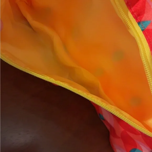 Two makeup bags nwot - Picture 4 of 6